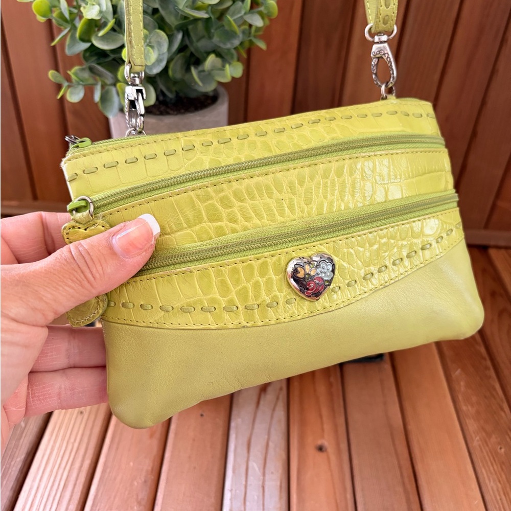 Brighton Lime Green Leather Crossbody Bag Multi Zip Purse w Floral Heart Detail - Picture 2 of 9